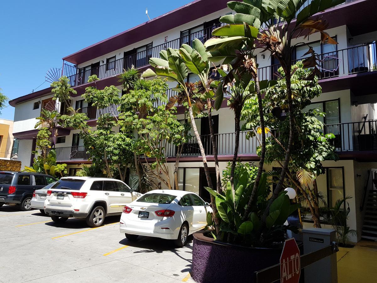 Hotel Suites Royal Tijuana Ngoại thất bức ảnh