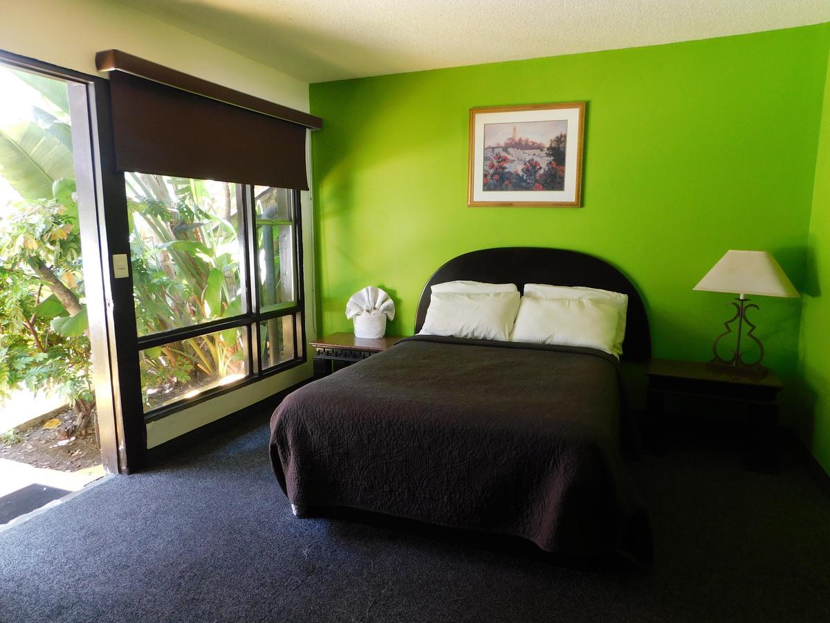 Hotel Suites Royal Tijuana Ngoại thất bức ảnh