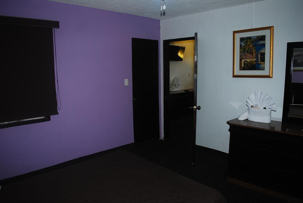 Hotel Suites Royal Tijuana Ngoại thất bức ảnh